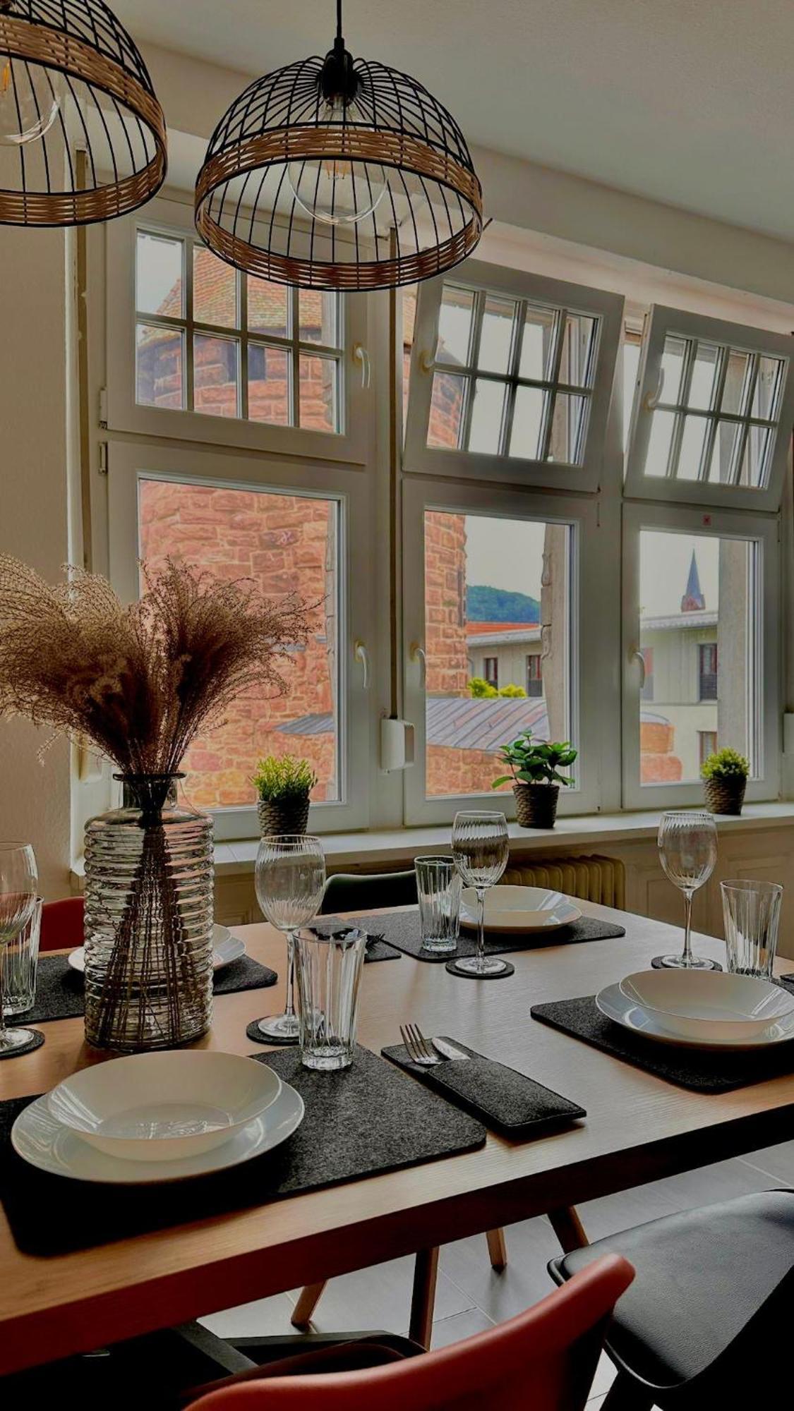 Amao-Brown I Exklusives City-Apartment I 85Qm I Privatparkplatz & Komfort I King-Size Bed Lahr/Schwarzwald Extérieur photo
